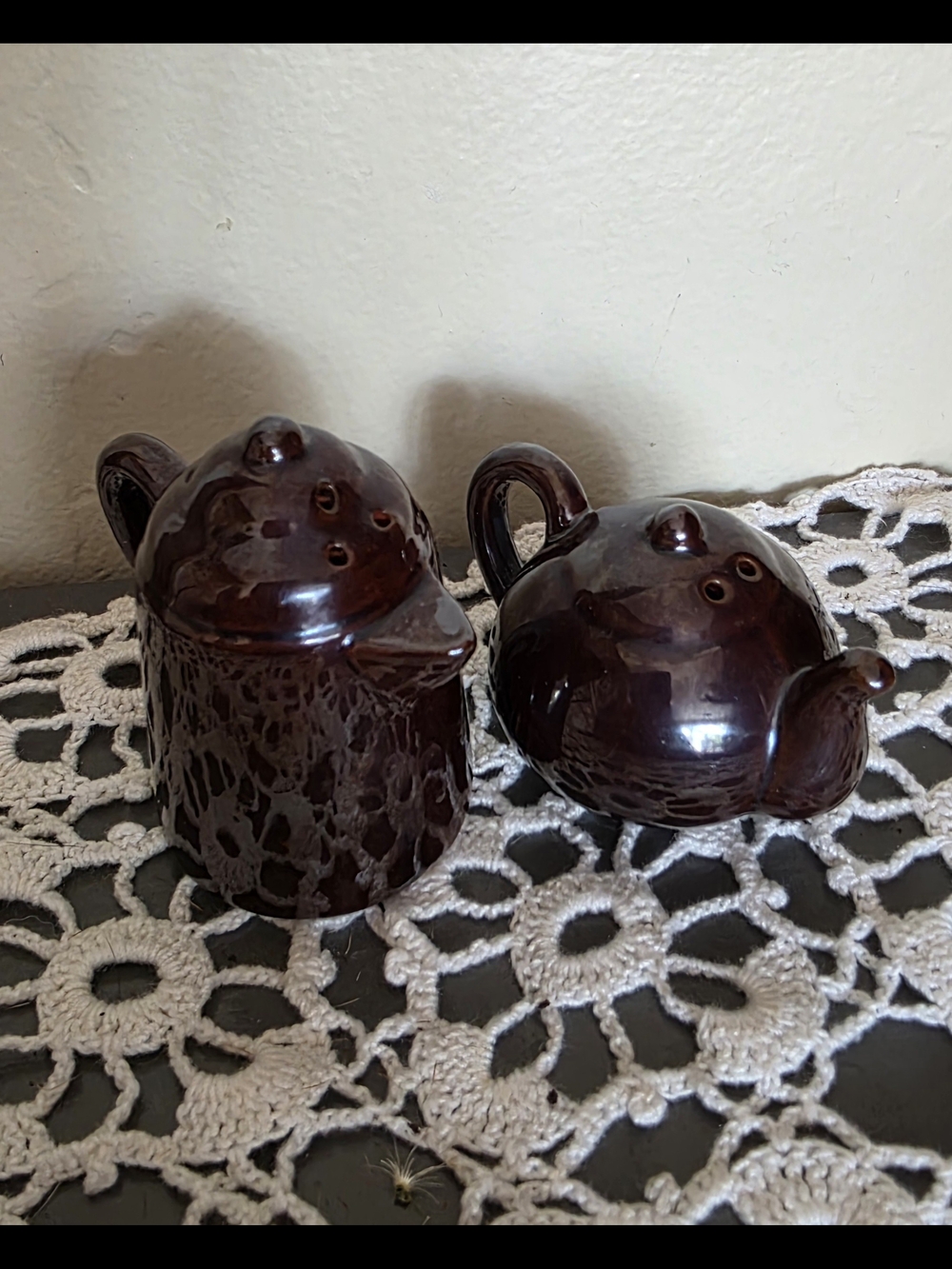 Dark Brown Ceramic Teapot Salt & Pepper Set